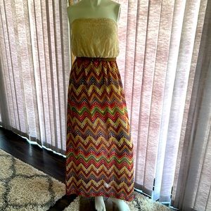 Strapless City Triangles dress with belt. Size Small